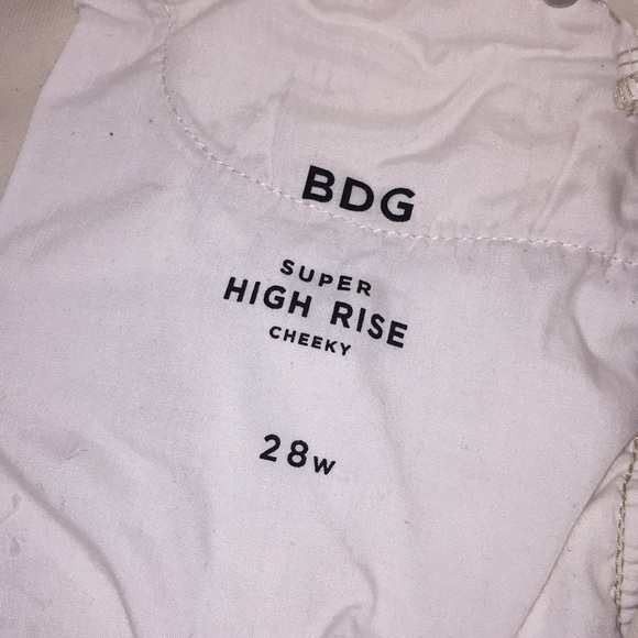 BDG shorts - Picture 3 of 3